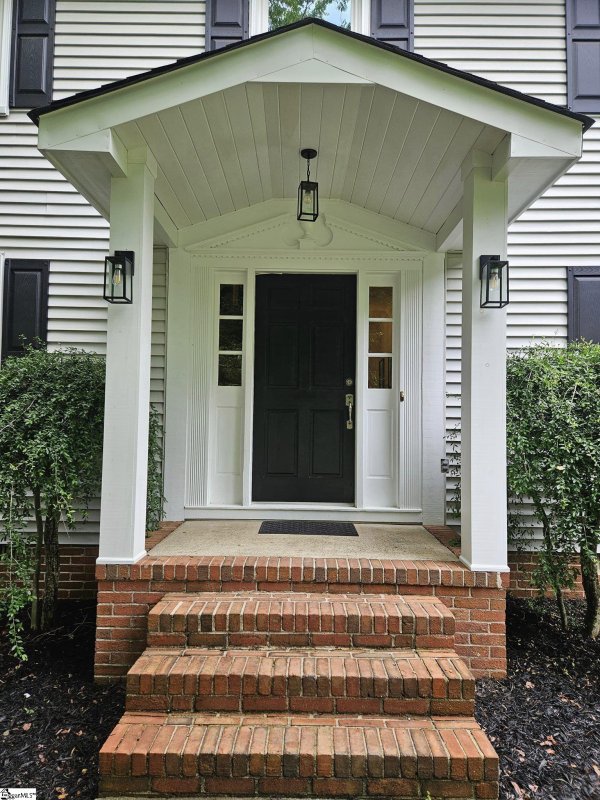 Property image 2 at 714 N Almond Drive, Simpsonville, SC 29681