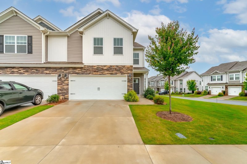 514 Yellow Fox Road