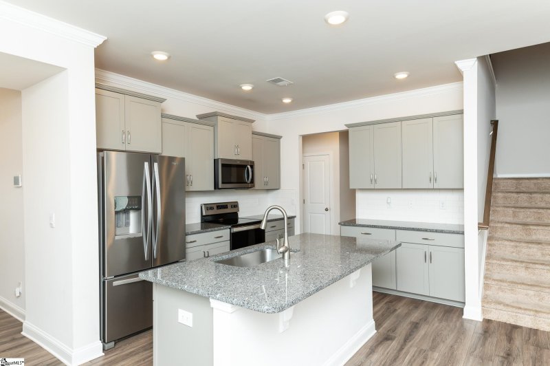 Property image 4 at 514 Yellow Fox Road, Greer, SC 29650-4696