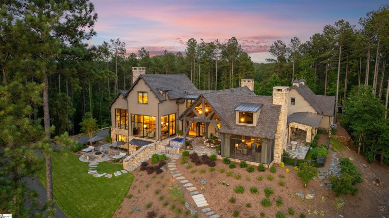 Property image 2 at 104 Gnarled Pine Court, Sunset, SC 29685