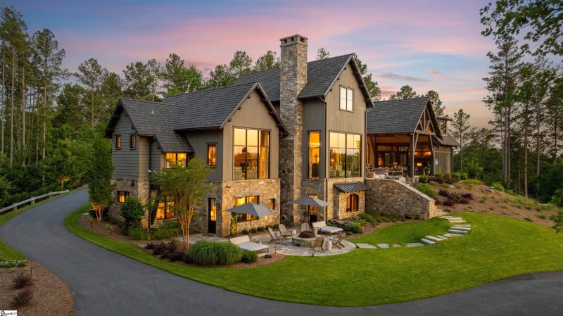 Property image 3 at 104 Gnarled Pine Court, Sunset, SC 29685