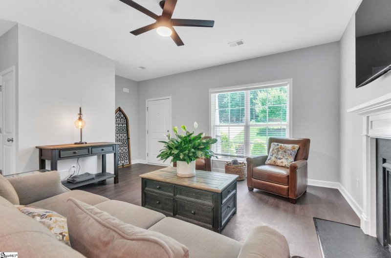 Property image 4 at 298 Avendell Drive, Easley, SC 29642