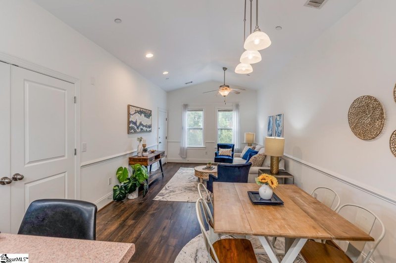 Property image 5 at 204 E Park Avenue, Greenville, SC 29601