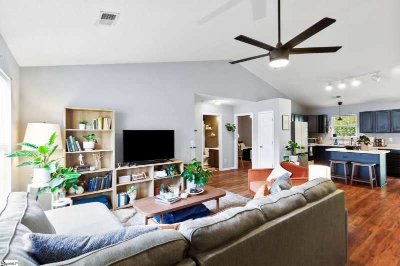 Property image 3 at 1901 Country Apple Court, Fountain Inn, SC 29644