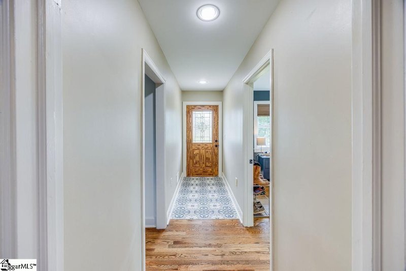 Property image 3 at 712 Adams Street, Seneca, SC 29678