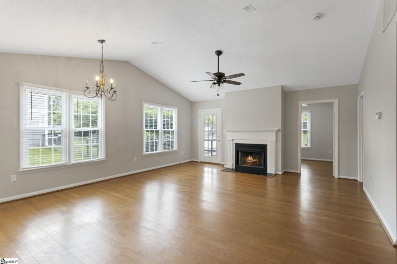 Property image 3 at 306 Laurel Tree Lane, Simpsonville, SC 29681-5142