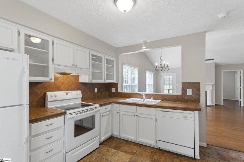 Property image 4 at 306 Laurel Tree Lane, Simpsonville, SC 29681-5142