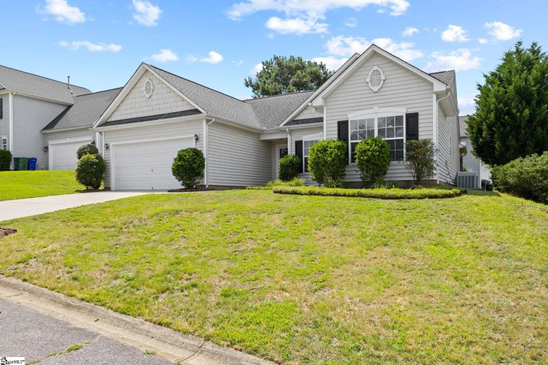 Property image 2 of 3 Crestbrook Drive in Laurel Meadows, Greenville, SC 29607