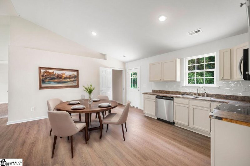 Property image 4 at 105 Labonte Drive, Piedmont, SC 29673