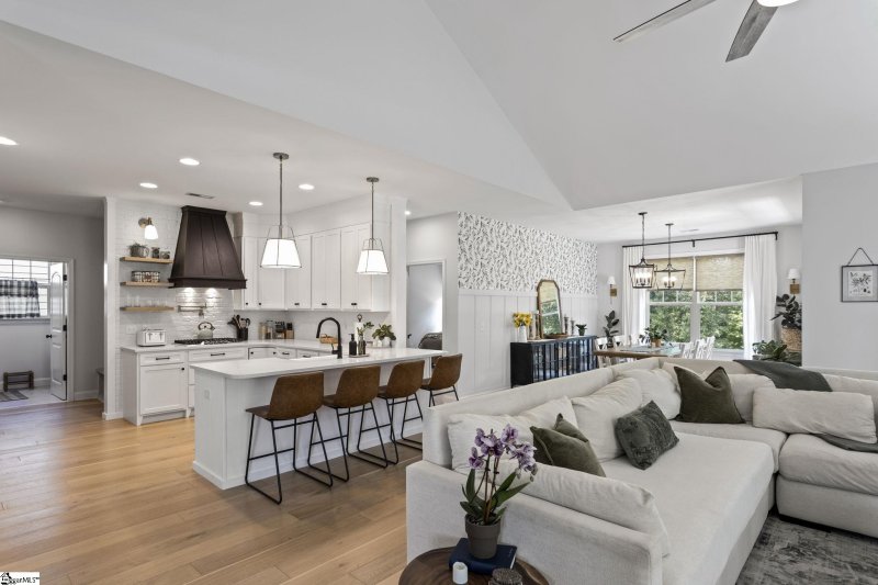 Property image 4 at 116 Trimpley Lane, Simpsonville, SC 29681