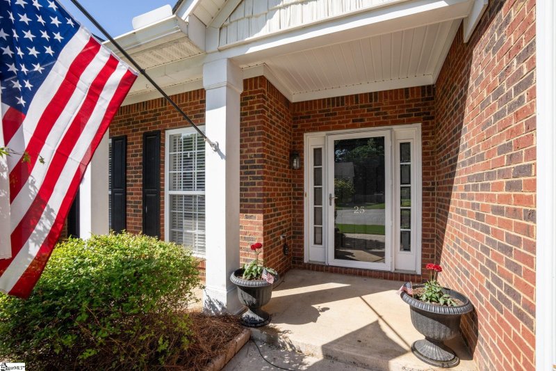 Property image 4 at 25 Springleaf Court, Simpsonville, SC 29681