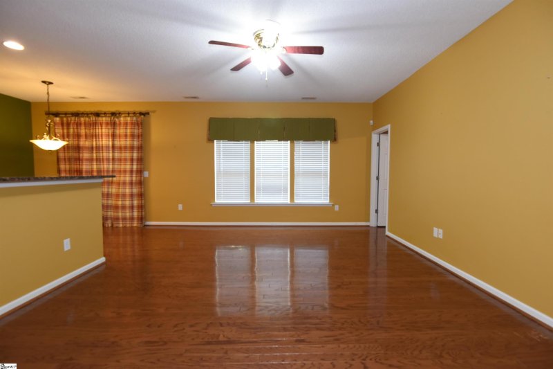 Property image 3 at 307 Jockey Court, Simpsonville, SC 29681