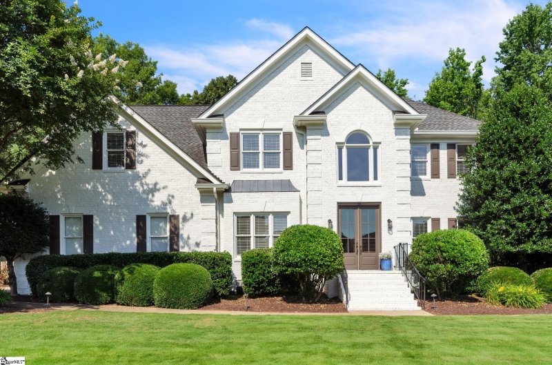 Property image 2 at 3 Sunning Hill Road, Simpsonville, SC 29681