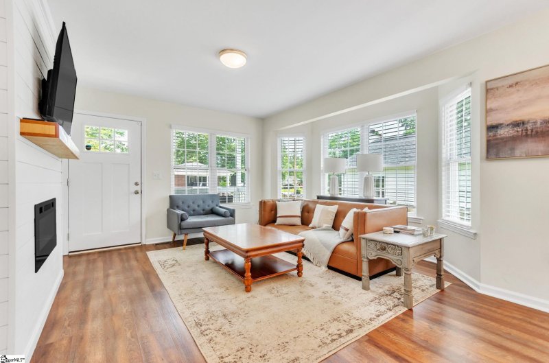 Property image 5 at 5 Haley Court, Greenville, SC 29607