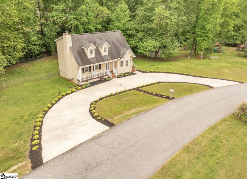 Property image 2 at 113 Emerald Court, Liberty, SC 29657