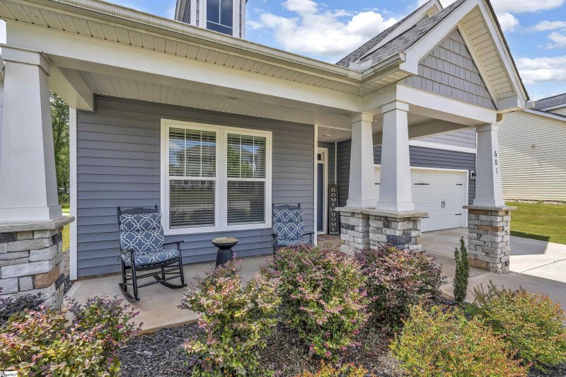 Property image 2 at 601 Sunwater Drive, Duncan, SC 29334