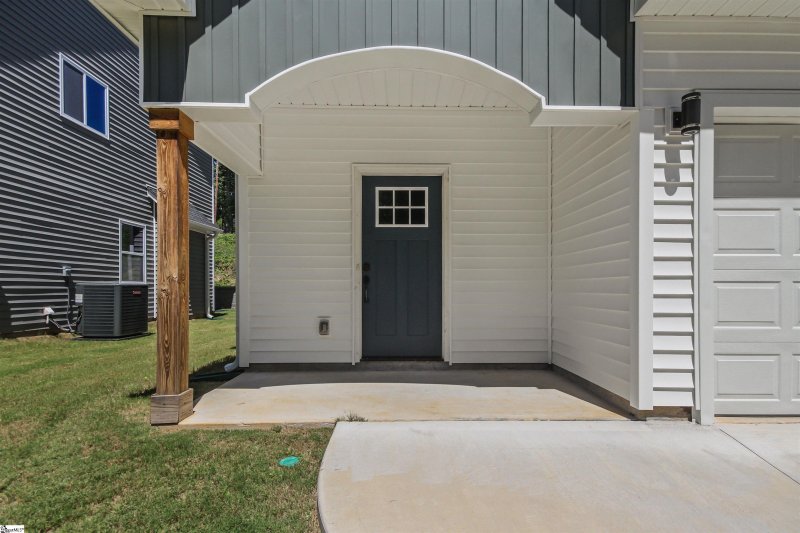 Property image 3 at 275 S Highpoint Road, Spartanburg, SC 29301