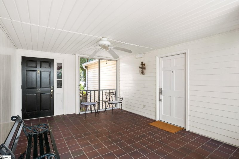 Property image 3 at 925 Cleveland Street, Greenville, SC 29601