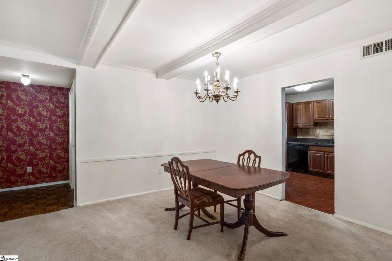 Property image 4 at 925 Cleveland Street, Greenville, SC 29601