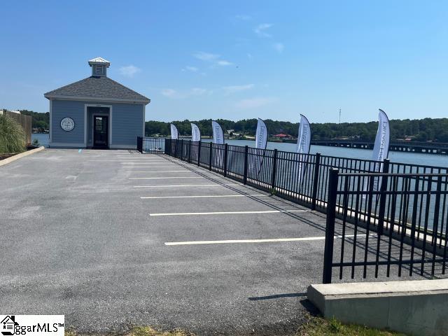 Property image 4 at 312 Lake Greenwood Boulevard, Greenwood, SC 29649