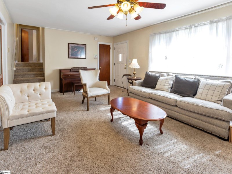 Property image 5 at 5 Pinefield Drive, Greenville, SC 29605