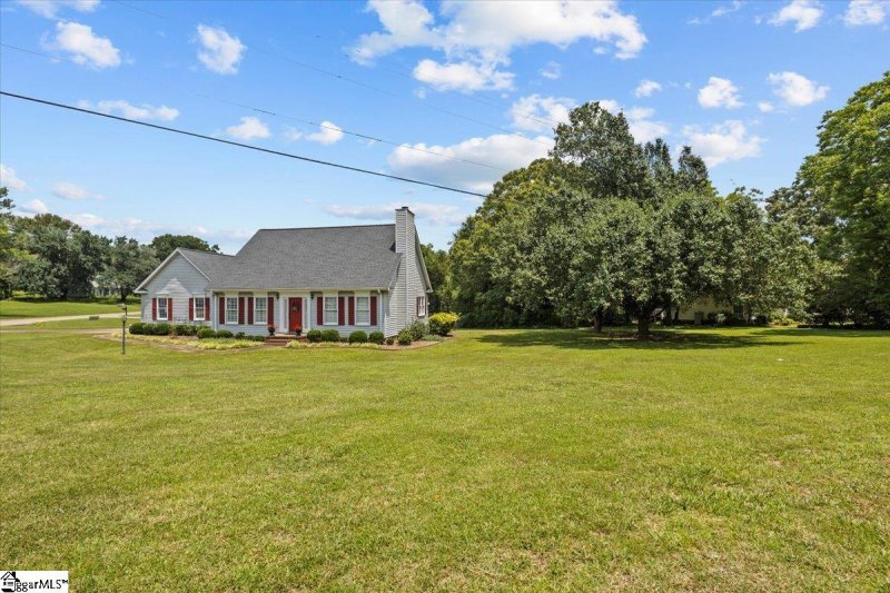 Property image 2 at 102 Berkley Drive, Easley, SC 29642