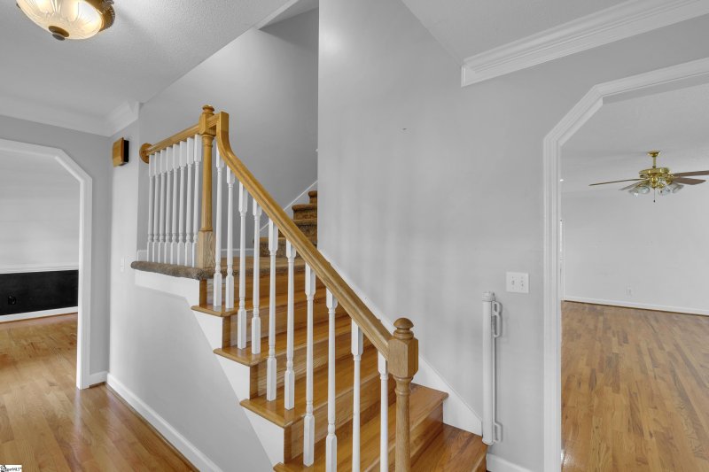 Property image 3 at 108 Silver Ridge Court, Greer, SC 29651