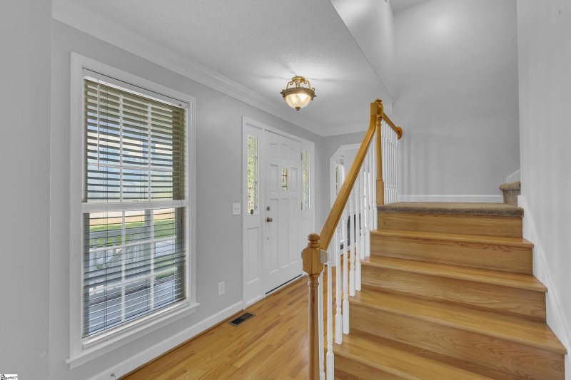 Property image 4 at 108 Silver Ridge Court, Greer, SC 29651