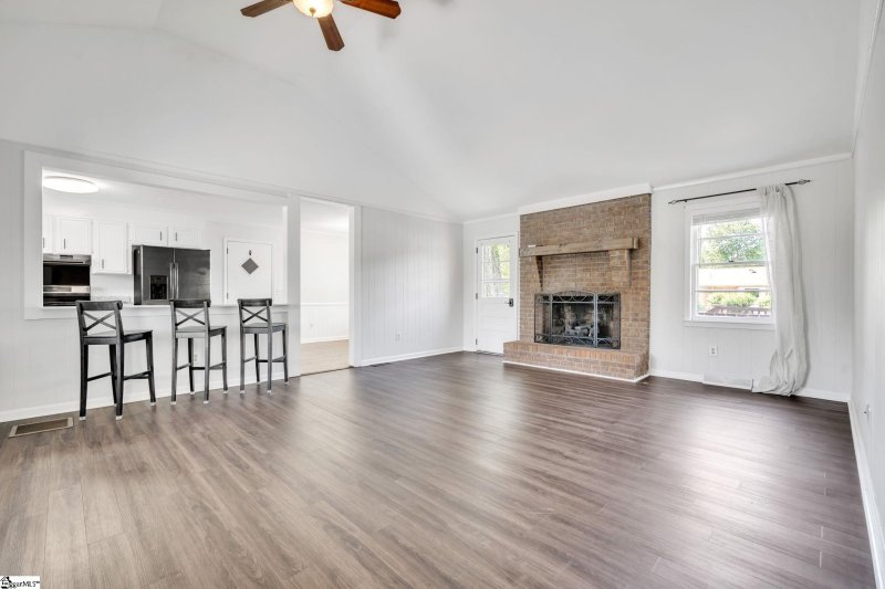 Property image 5 at 414 Wimberly Lane, Easley, SC 29642