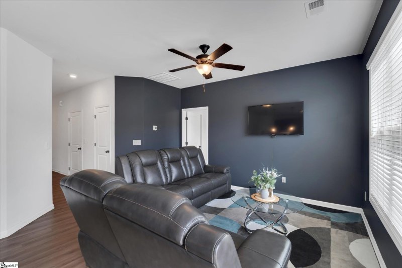 Property image 3 at 448 White Peach Way, Duncan, SC 29334