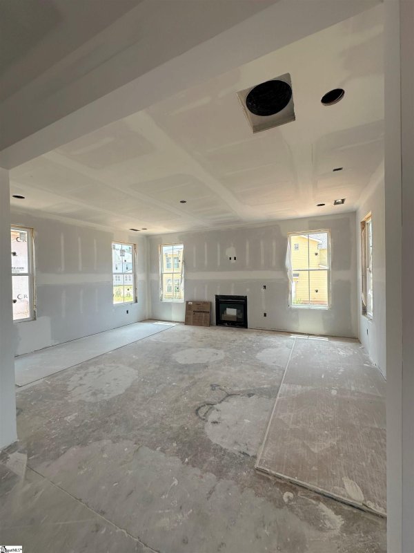 Property image 3 at 304 Lewes Avenue, Simpsonville, SC 29681