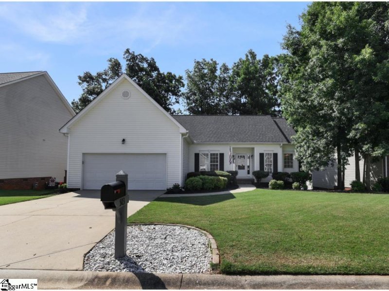 Property image 2 at 503 Walkingstick Way, Simpsonville, SC 29680