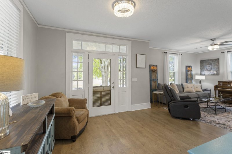 Property image 4 at 125 Victor Avenue, Greer, SC 29651