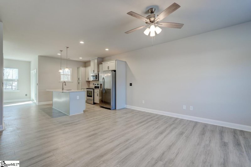 Property image 3 at 632 Forest Creek Circle, Greer, SC 29651