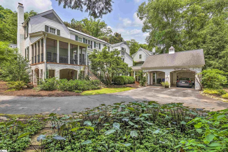 Property image 2 at 62 Rock Creek Drive, Greenville, SC 29605