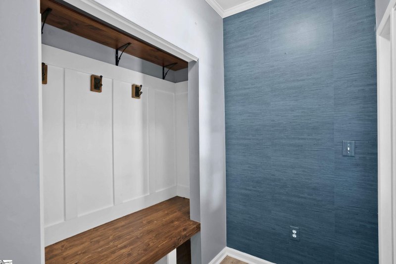Property image 4 at 925 Cleveland Street, Greenville, SC 29605