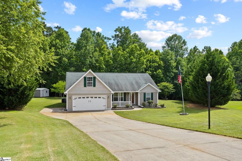 Property image 2 at 108 Long Pond Court, Greer, SC 29651