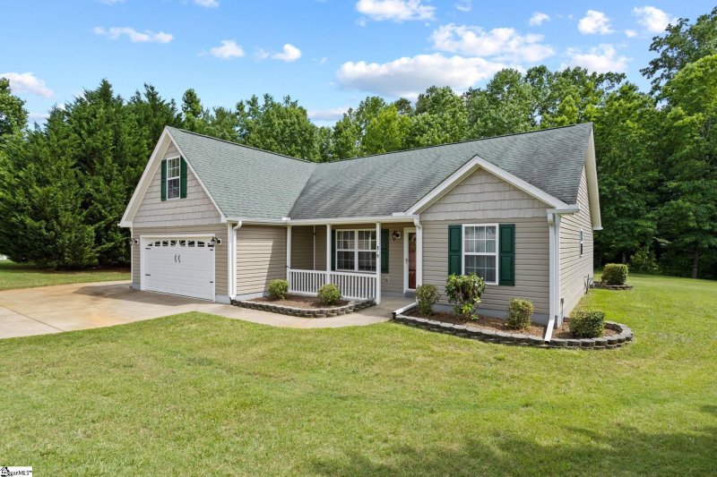 Property image 3 at 108 Long Pond Court, Greer, SC 29651