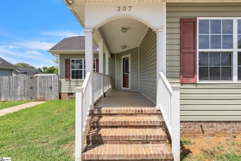 Property image 3 at 207 Old Paris Mountain Road, Greenville, SC 29609-4518