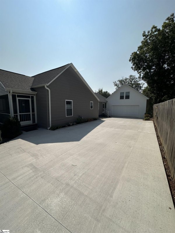 Property image 2 at 59 Orr Street, Greenville, SC 29605