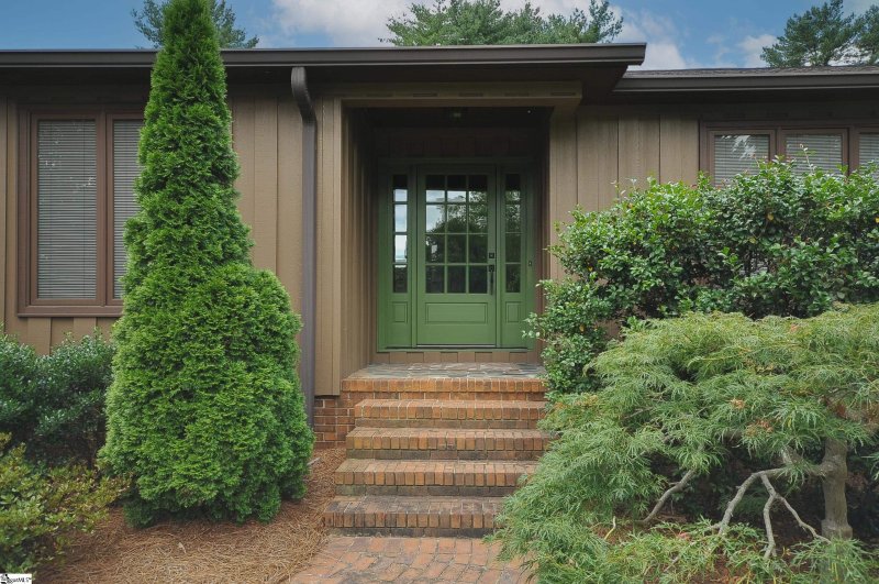 Property image 3 at 4581 Coach Hill Drive, Greenville, SC 29615