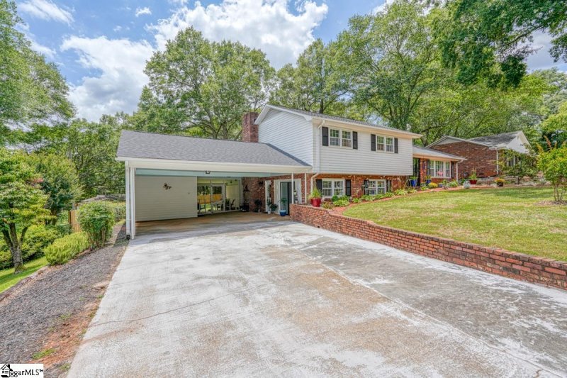 Property image 4 at 305 Verner Drive, Greenville, SC 29617