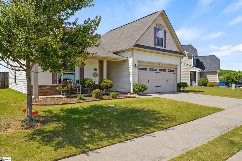 Property image 2 at 29 Altamira Way, Simpsonville, SC 29680-7750