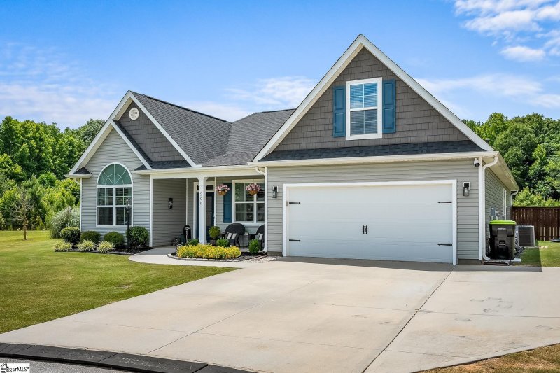 Property image 2 at 208 Arbor Woods Lane, Piedmont, SC 29673