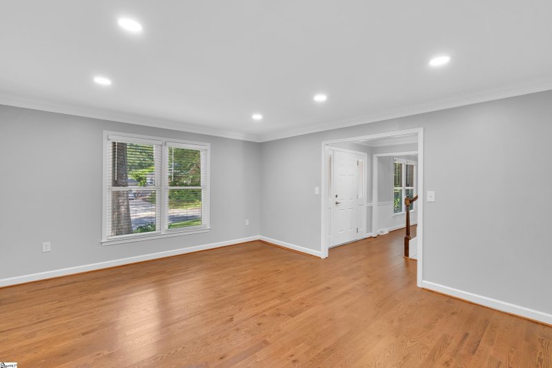 Property image 3 at 103 W Shallowstone Road, Greer, SC 29650