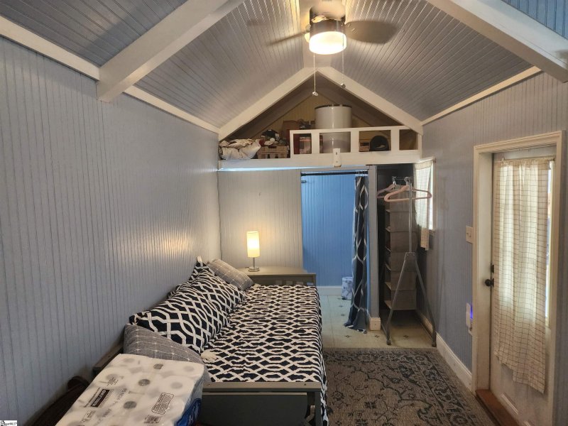 Property image 3 at 443 Kinston Loop Drive, Westminster, SC 29693