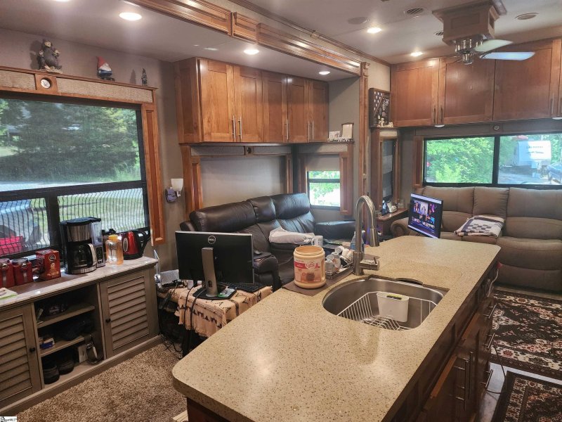 Property image 5 at 443 Kinston Loop Drive, Westminster, SC 29693