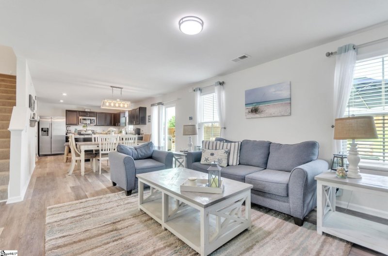 Property image 5 at 115 Castlebrook Drive, Greenville, SC 29605