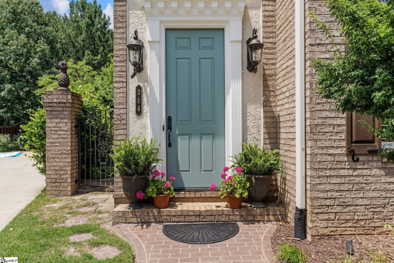 Property image 2 at 314 Saint Helena Court, Greenville, SC 29607