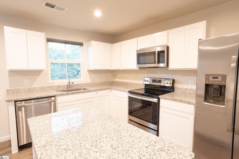 Property image 2 at 108 Brooklane Court, Easley, SC 29642